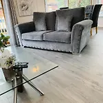 Keswick Court 2, Whitecross Bay, *
