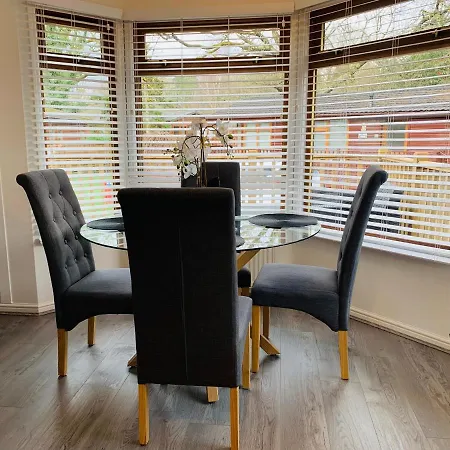 Keswick Court 2, Whitecross Bay,