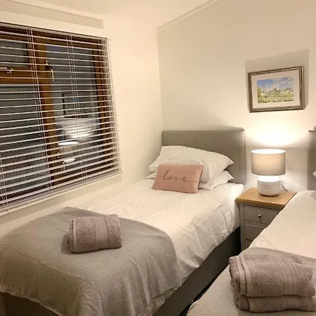 מלון Keswick Court 2, Whitecross Bay, ווינדרמר